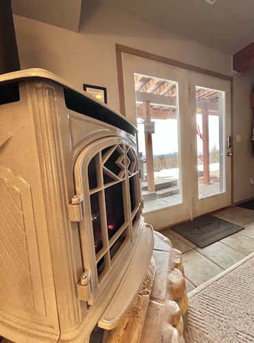 Mountain View Retreat 