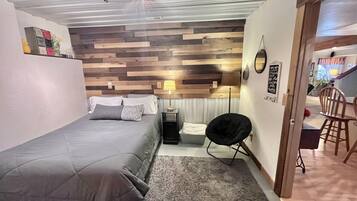 2 habitaciones, cuna de viaje, wifi gratis y ropa de cama