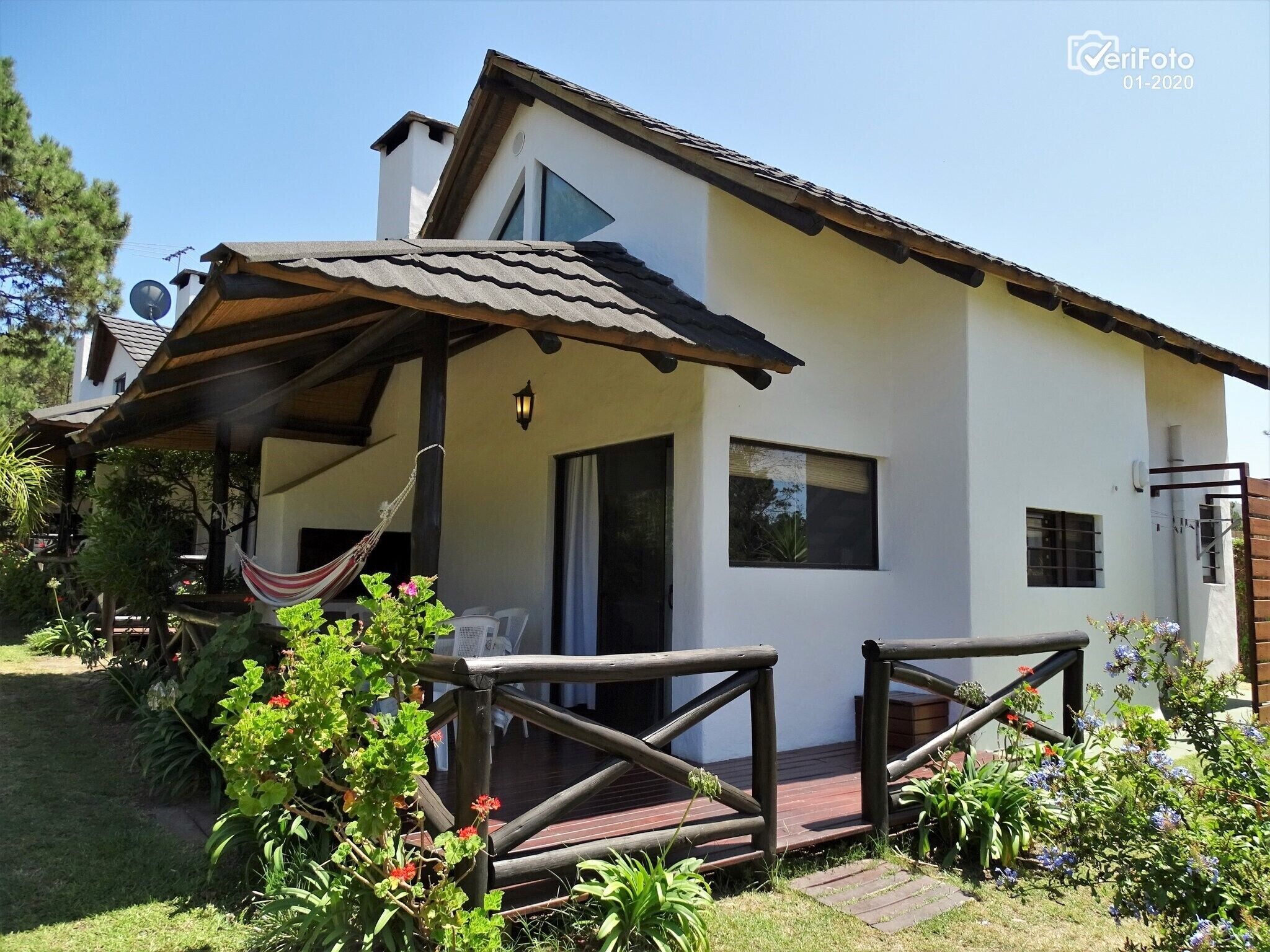 Bungalow familiar, 2 habitaciones, vista a la alberca | Terraza o patio