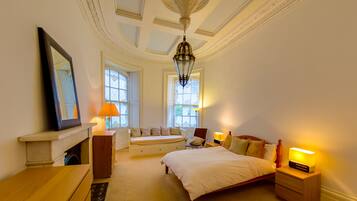 2 bedrooms, iron/ironing board, travel crib, free WiFi