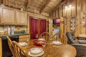 Dining - 7th Heaven - 2 Bedroom LOG Cabin! (Sevierville)
