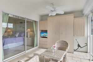 2 chambres, fer et planche à repasser, accès Internet, draps fournis