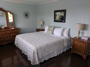 4 habitaciones, tabla de planchar con plancha y wifi gratis