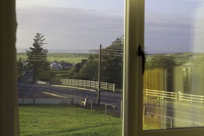 Double Room (BALLYLIFFIN - UPSTAIRS) | Beach/ocean view