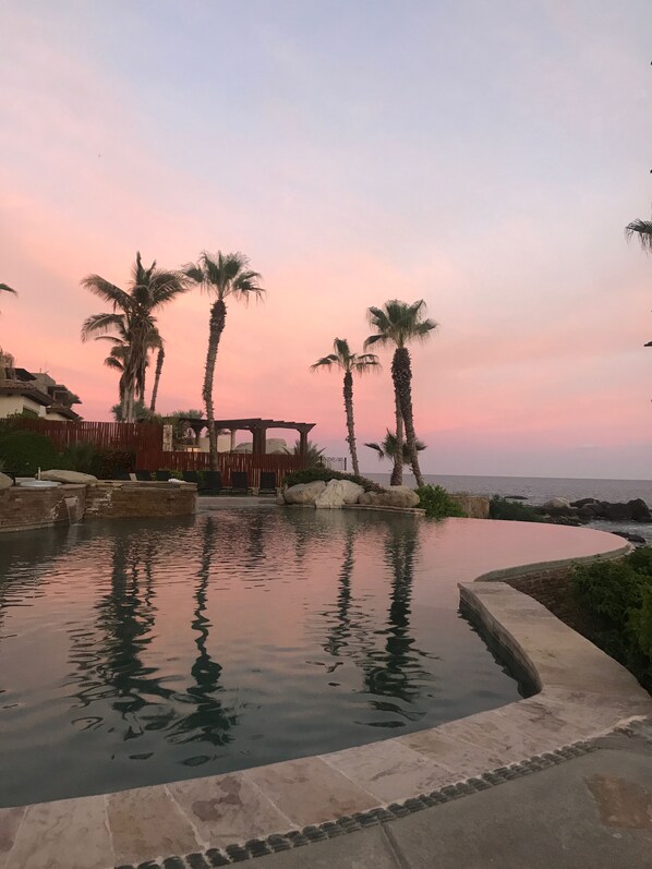Udendørs pool