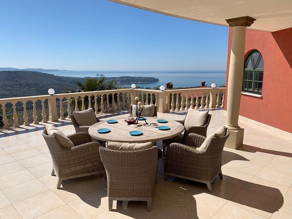 Restauration extérieure