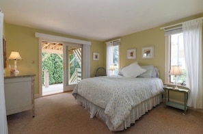 4 bedrooms, WiFi, bed sheets