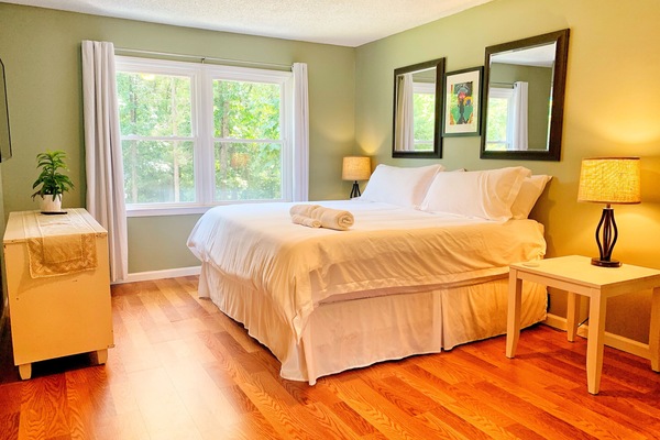 4 bedrooms, iron/ironing board, travel cot, free WiFi