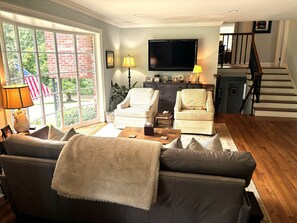 TV connectée, cheminée
