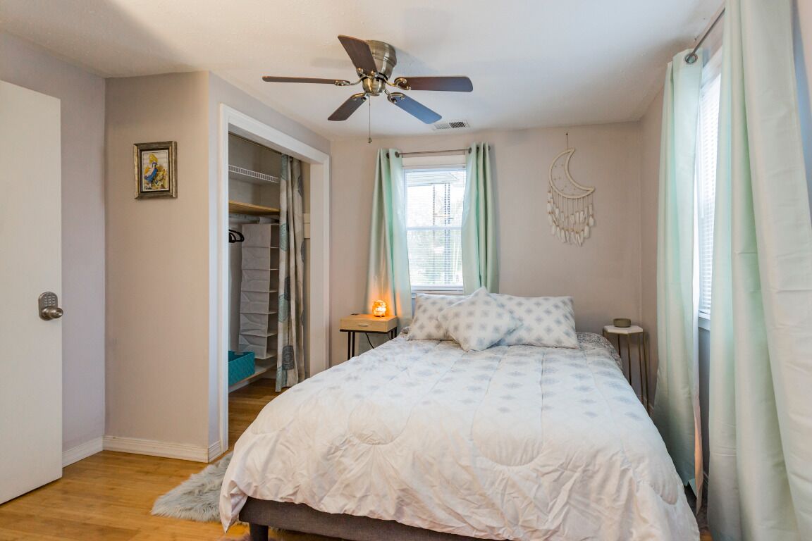 2 bedrooms, in-room safe, iron/ironing board, WiFi