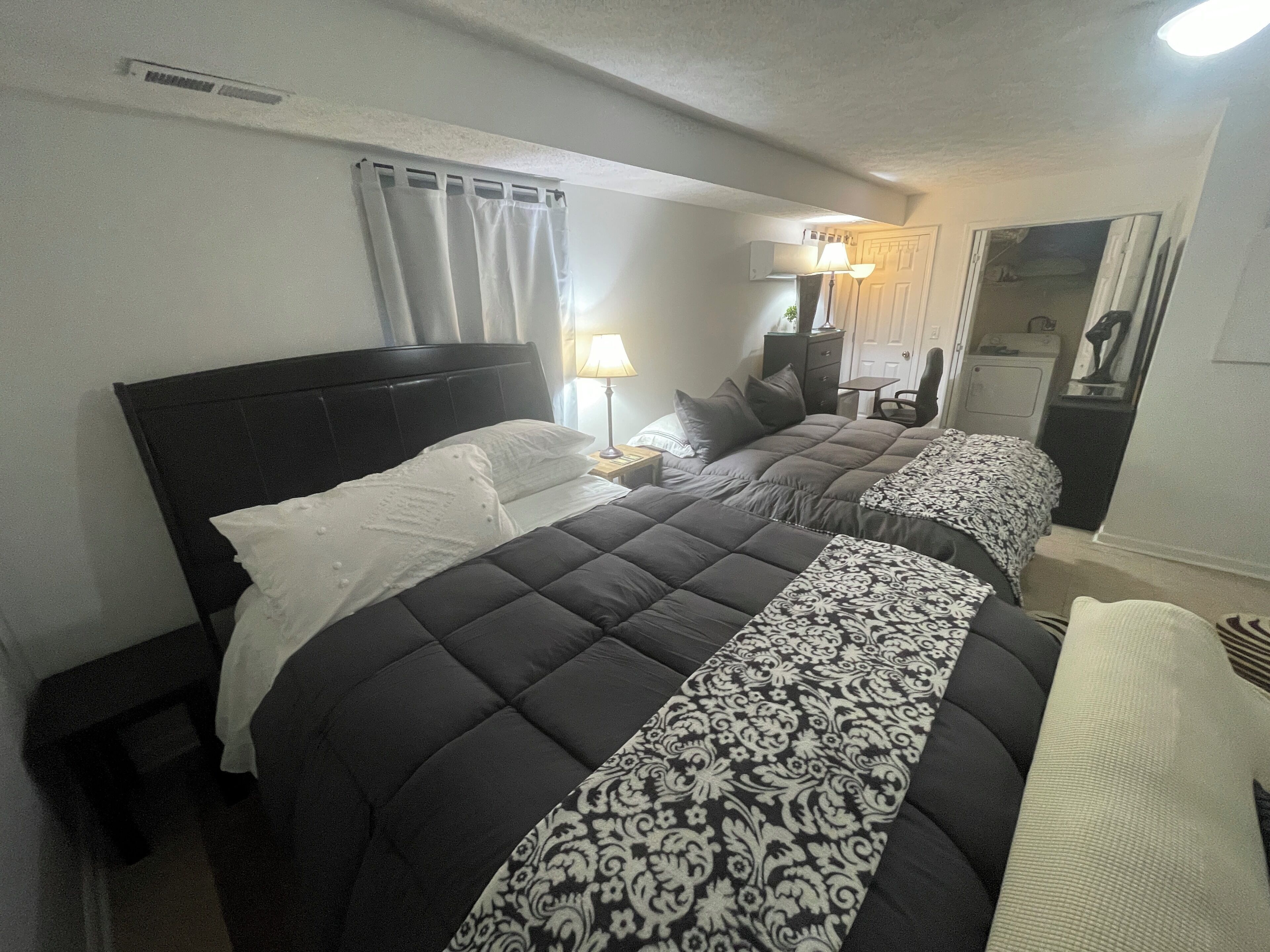 1 chambre, bureau, Wi-Fi gratuit, draps fournis