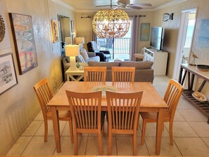 Dining - 312 - Oceanfront Corner Condo with Fabulous Views (New Smyrna Beach)