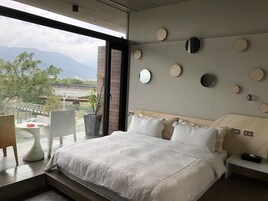 雙人房 | 書桌、免費無線上網、床單