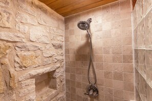 Shower, hair dryer, towels - Agave Sunday House | 1/1 King Bed | Walk to Main (Fredericksburg)