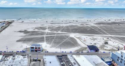 Adventure Doggie's WildWoof Beach Bungalow @ North Wildwood - No Pet Fees!