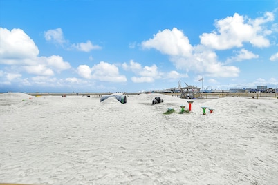 Adventure Doggie's WildWoof Beach Bungalow @ North Wildwood - No Pet Fees!