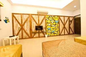 Escrivaninha, quartos à prova de som, camas extras/dobráveis (sobretaxa)