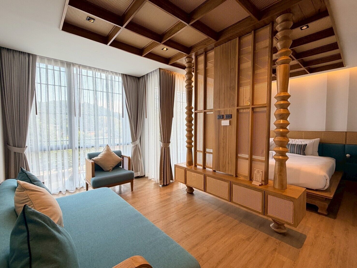 Deluxe Regency Wing | Premium bedding, minibar, in-room safe, free WiFi