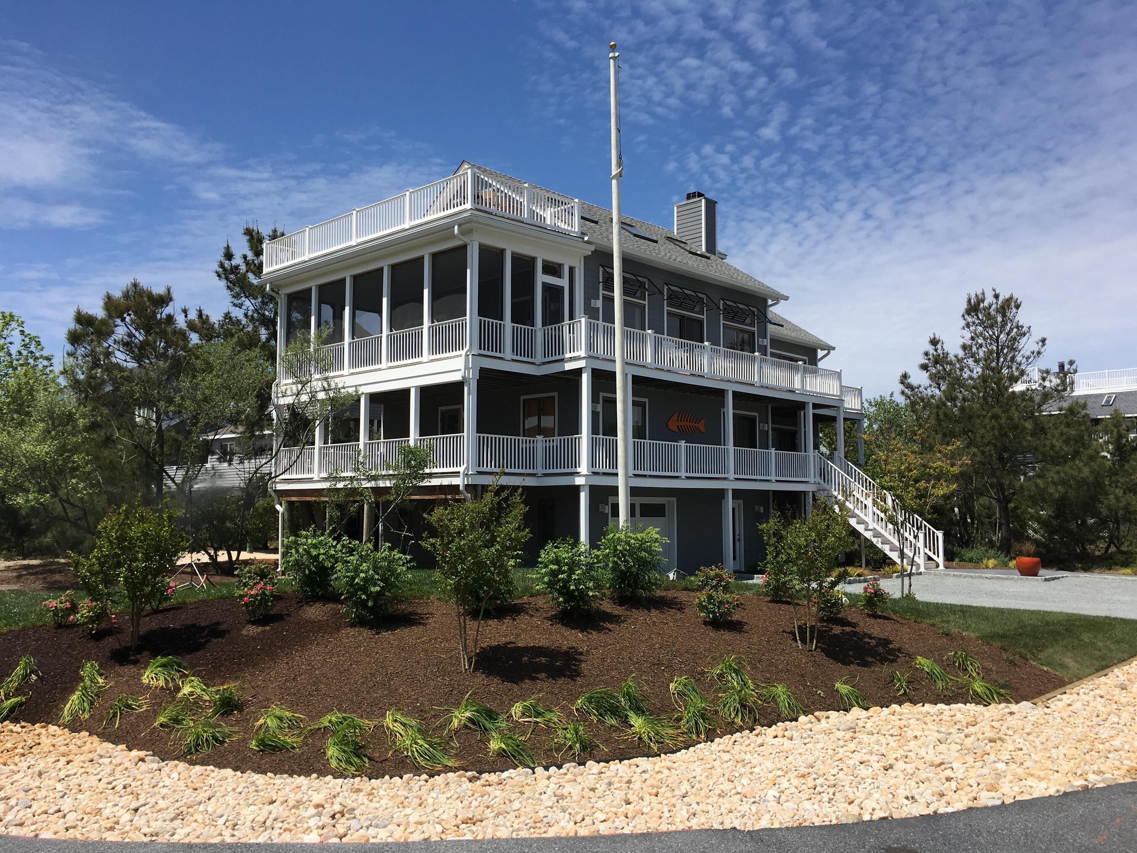 Footsteps to the Ocean-Private Beach Gated Community 