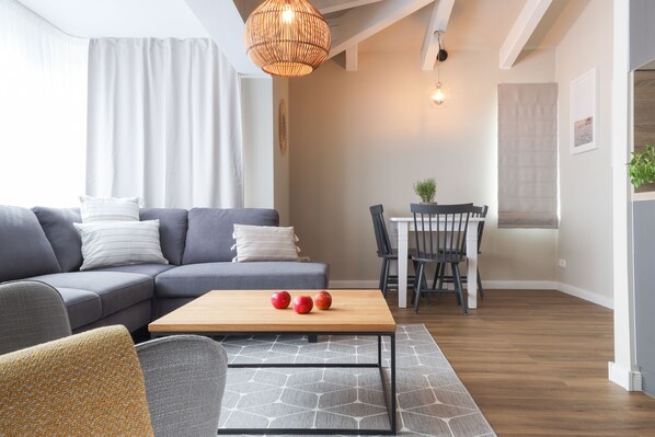 Appartement (Attic, incl. Cleaning Fee 131 EUR) | Coin séjour