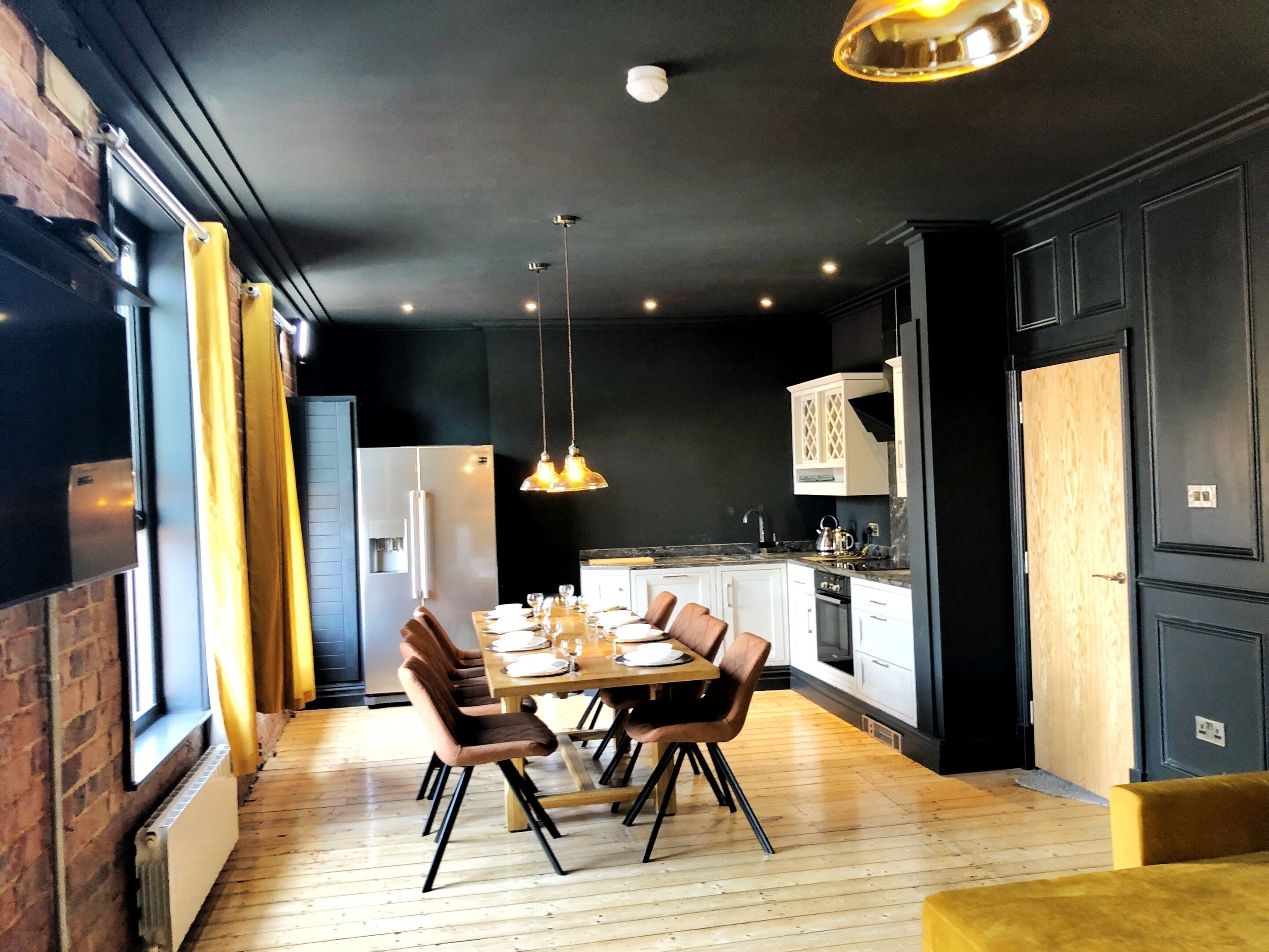 Apartment, Hot Tub | Restaurant