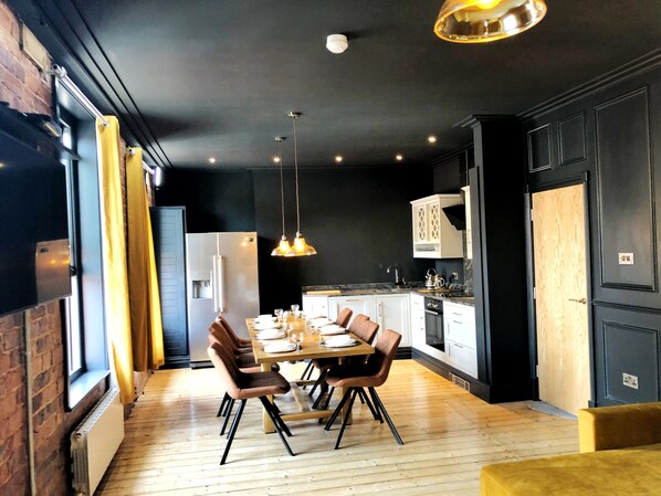 Apartamento, banheira de imersão | Restaurante