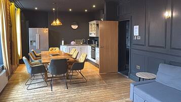 Basic Apartment, Hot Tub | Lounge