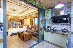 Grand-Doppelzimmer, Flussblick | Eigene Küche | Wasserkocher