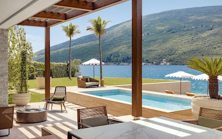 Signature Villa, 4 Bedrooms (Lovcen) | Premium bedding, down comforters, free minibar items, in-room safe