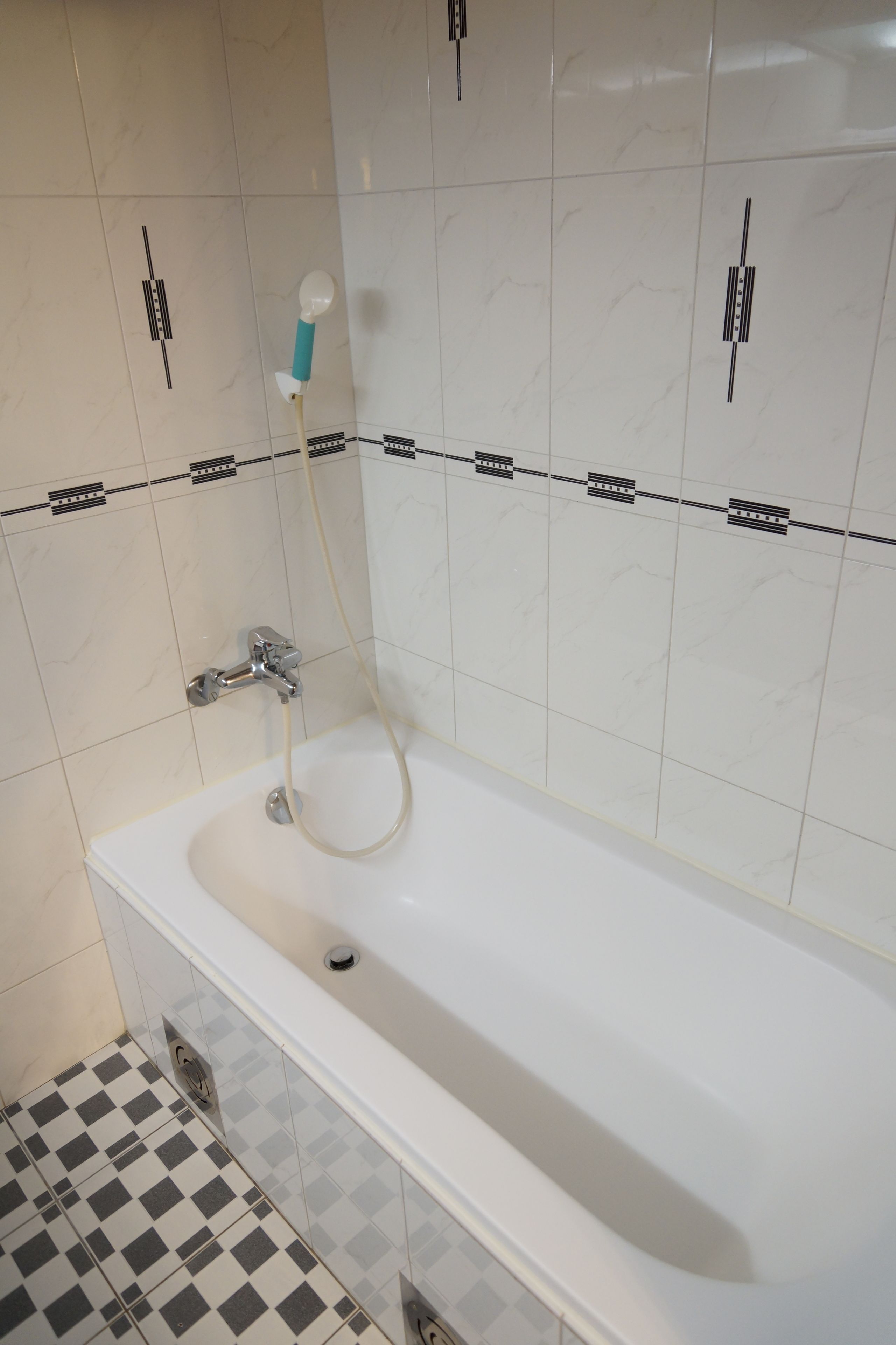 standard double room | bathroom | rainfall showerhead, hair dryer, slippers, towels