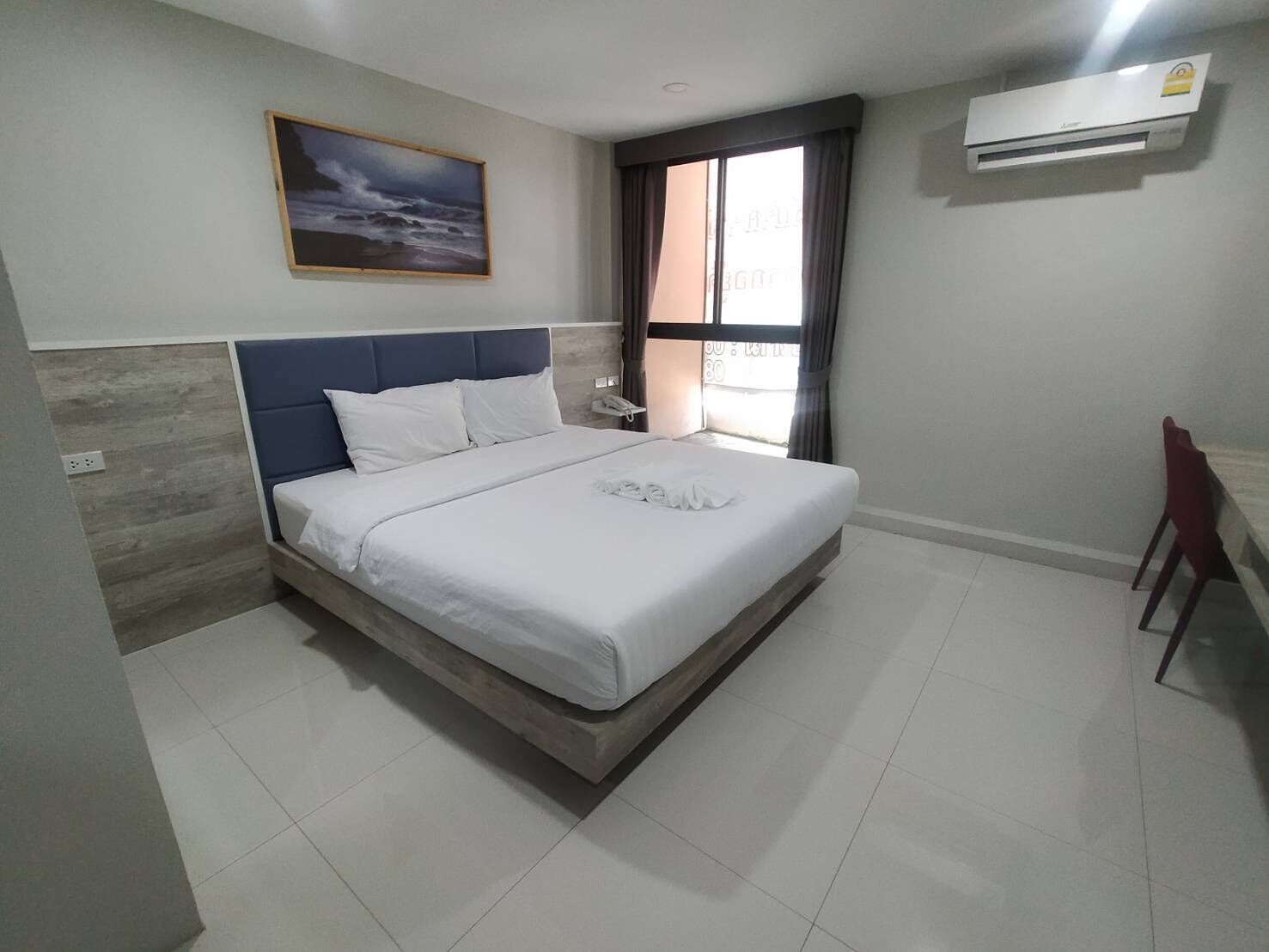 superior double room | desk, free wifi, bed sheets