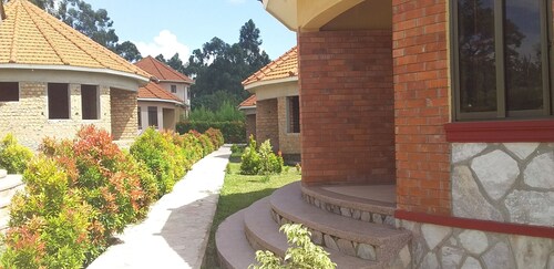 Mango Cottages & Recreation Center