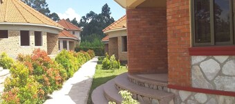 Mango Cottages & Recreation Center