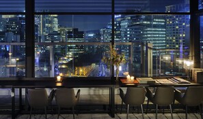 Bar (on property) - NINE TREE BY PARNAS SEOUL INSADONG (Seoul)