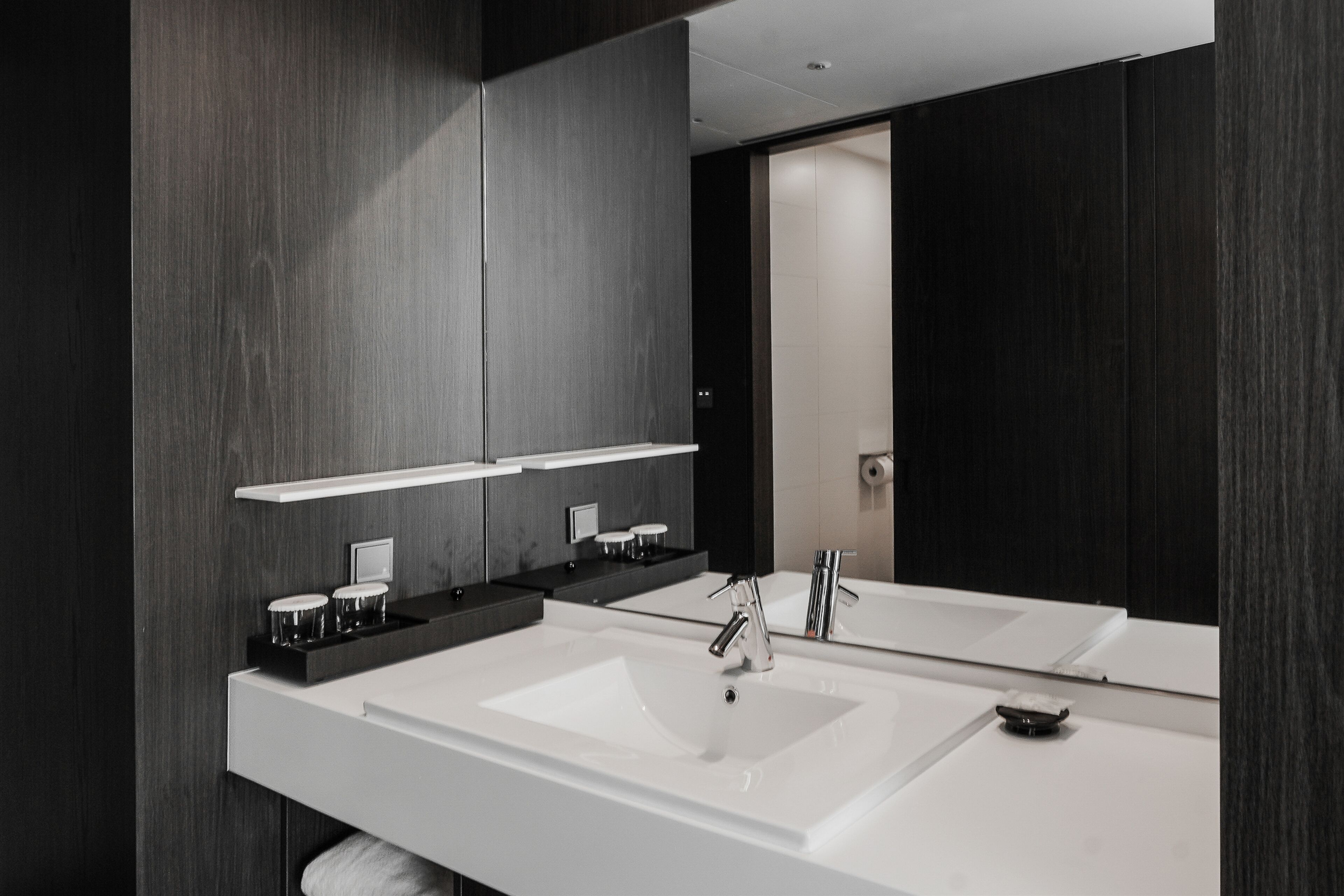 Photo - Nine Tree by Parnas Seoul Insadong