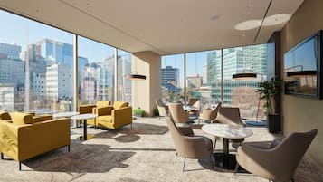 Bar lounge