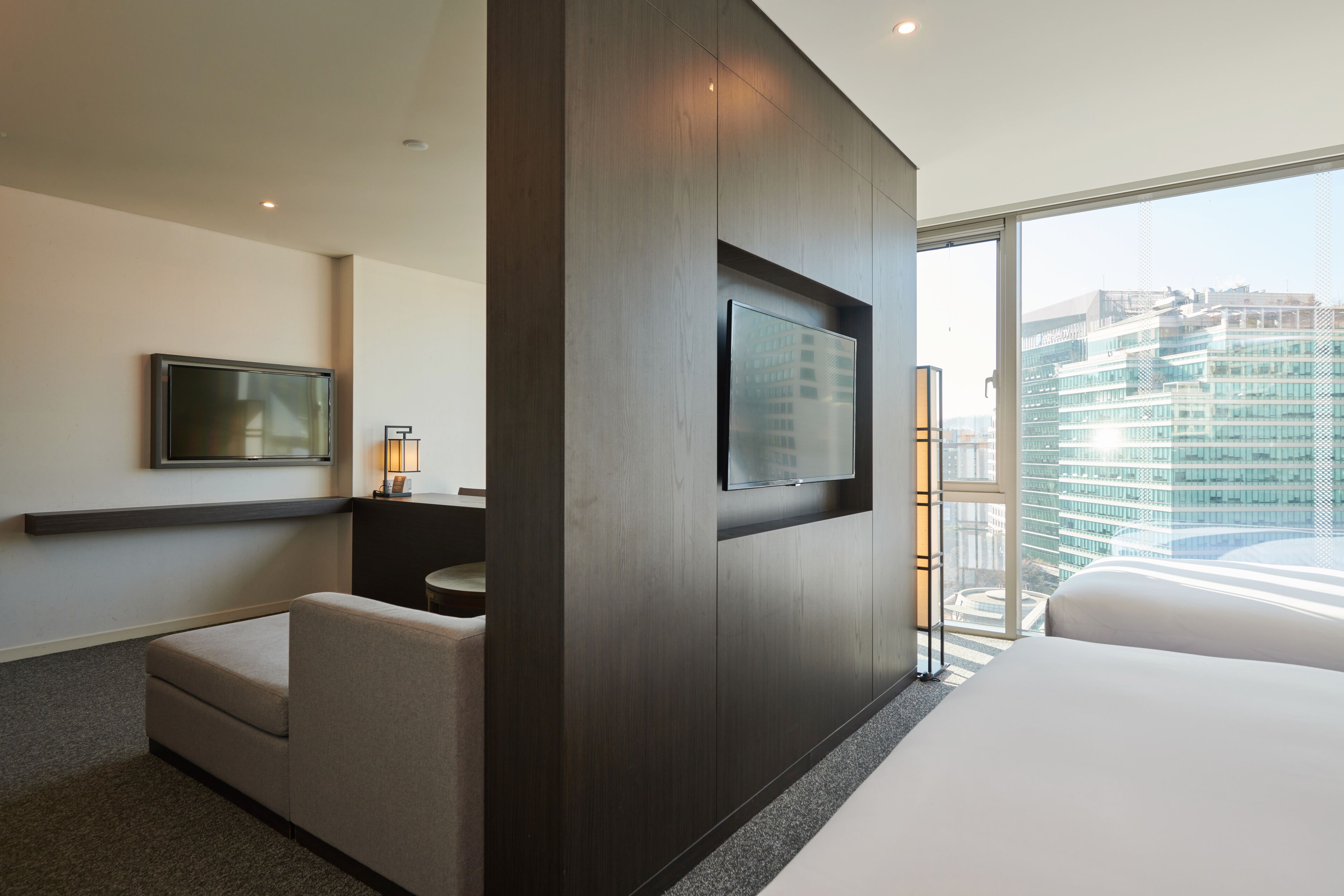 Photo - Nine Tree by Parnas Seoul Insadong