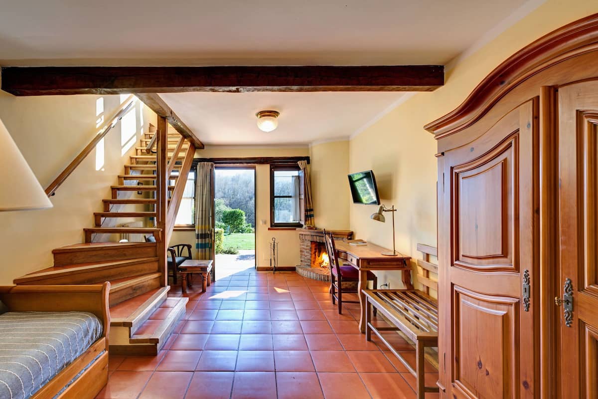 1 bedroom, in-room safe, desk, laptop workspace