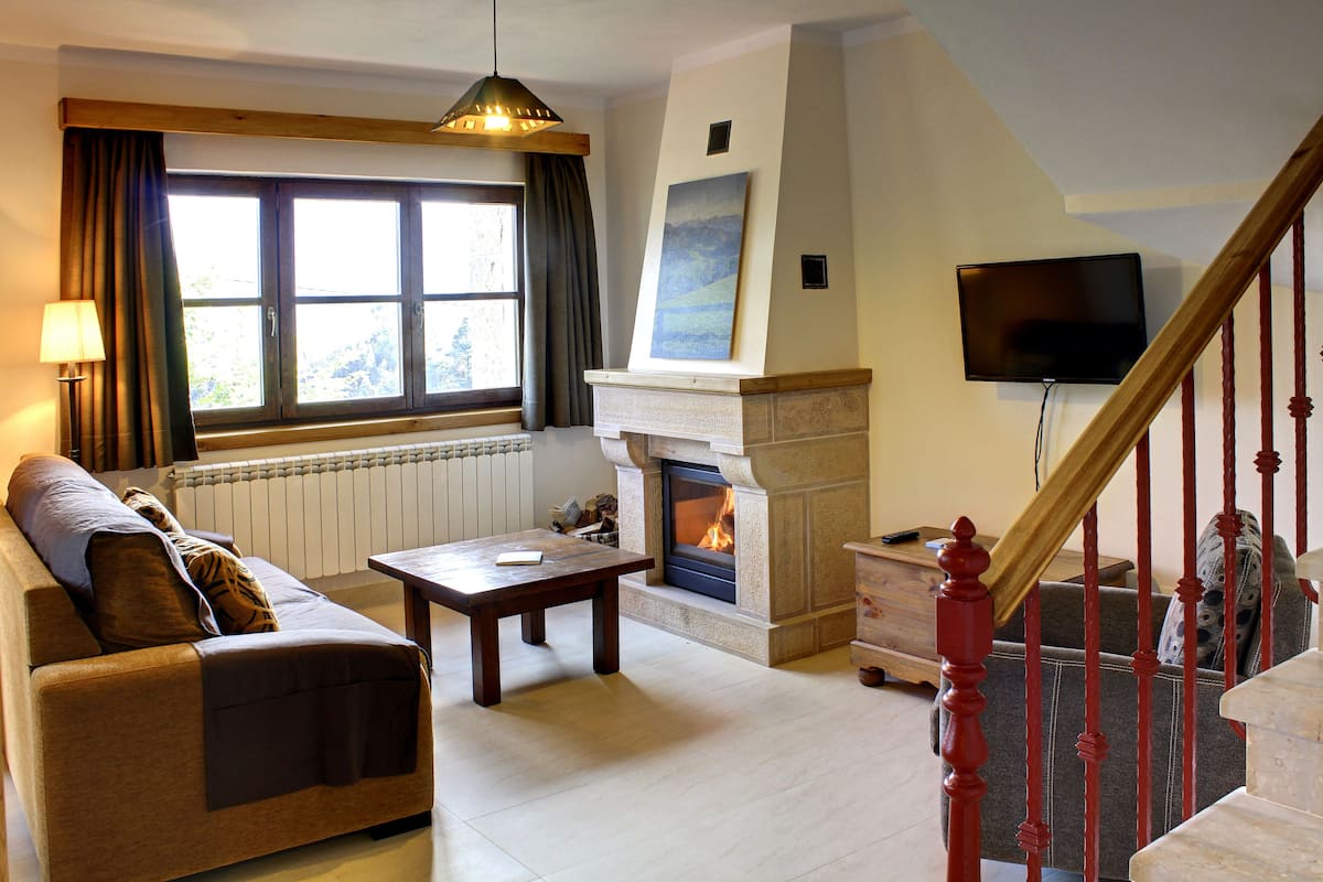 Apartment, 2 Bedrooms, Terrace, Annex Building (4 - 5 paxs) | Living room | Flat-screen TV