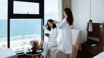 Ropa de cama de alta calidad, colchones con efecto memoria y minibar