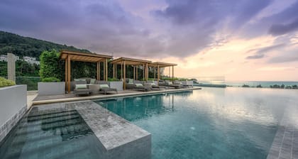 MIDA Grande Resort Phuket