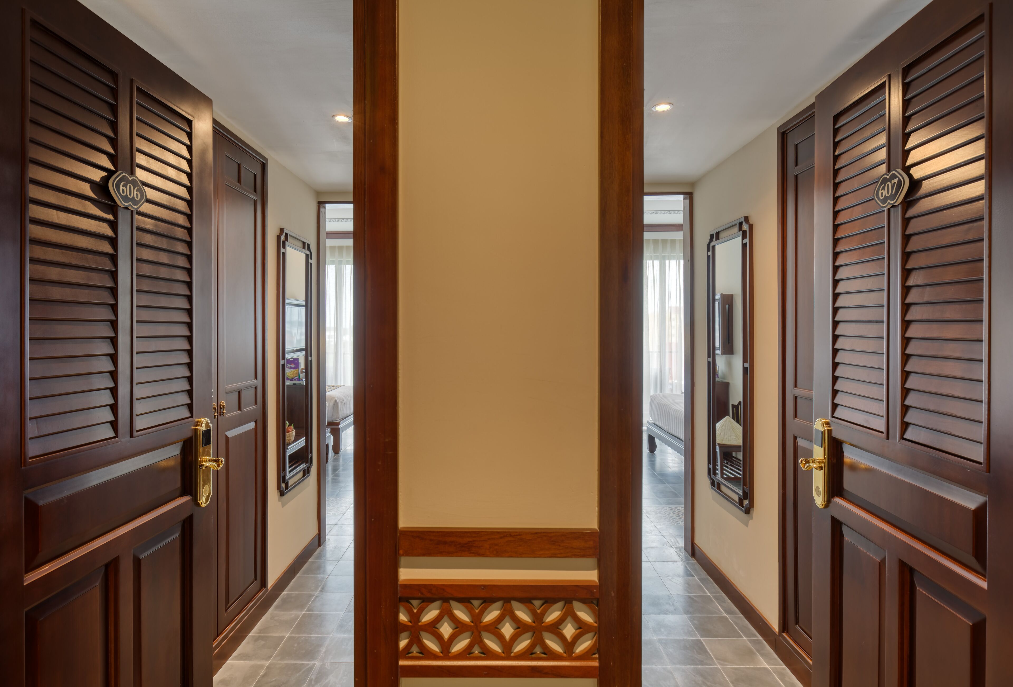 savvy family connecting suite, bathtub, balcony with riverside view | 1 bedroom, premium bedding, minibar, in-room safe