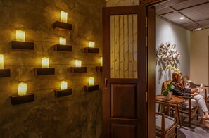 Couples treatment rooms, steam room, body treatments, body wraps
