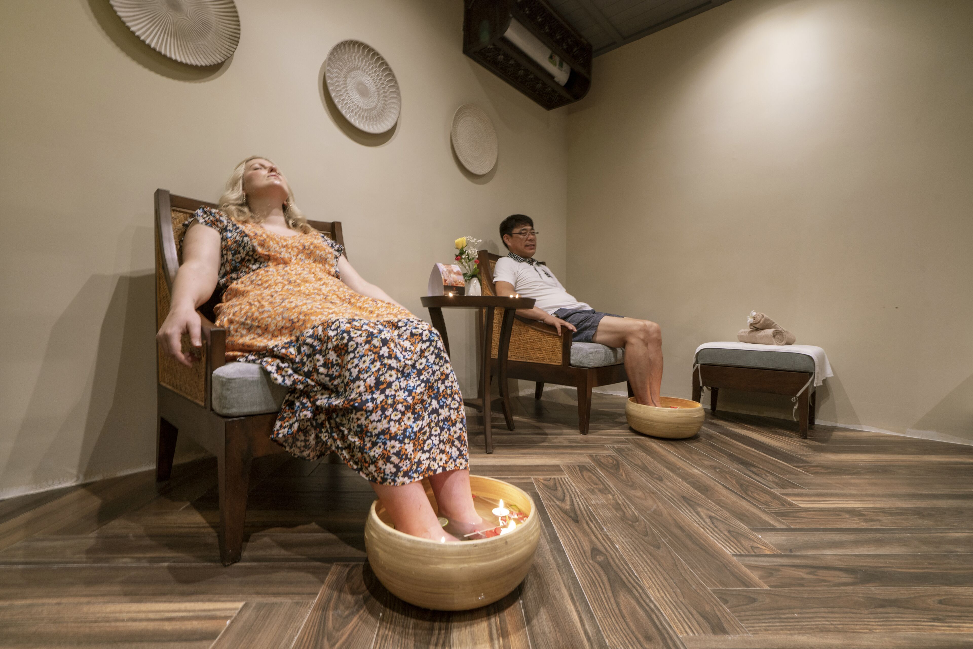 couples treatment room(s), steam room, body treatments, body wraps