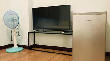 Basic Double Room | Television