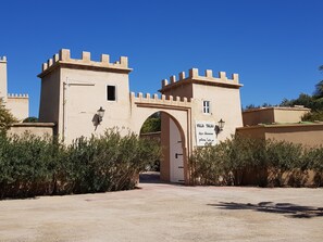 Front of property - Palais Villa Talaa Resort (Ahmar Laglalcha)