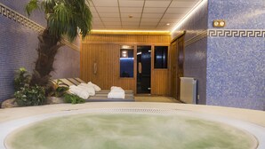 Indoor spa tub - Xalet Montana - Adults Only (Soldeu)