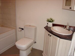 Nhà | Phòng tắm | Khăn tắm, dầu gội, giấy vệ sinh