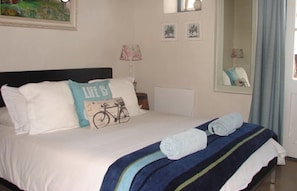 Nhà | 3 phòng ngủ, bàn ủi/dụng cụ ủi quần áo