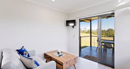 Valley Cabins By The Creek